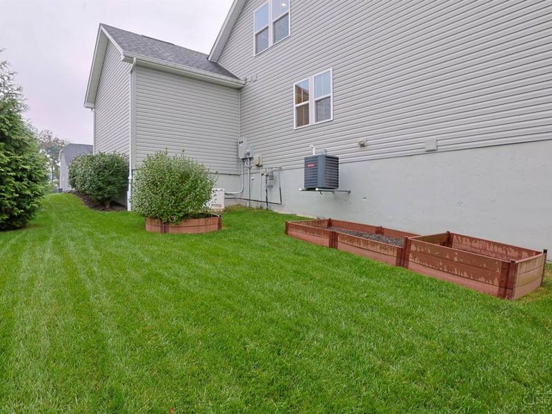 1432 Pine Bluffs Way, Miami Township, OH 45150 Photo 65