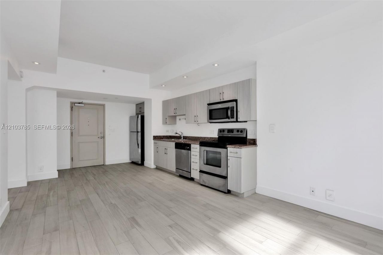 111 E Flagler St , Unit 902, Miami, FL 33131 Photo