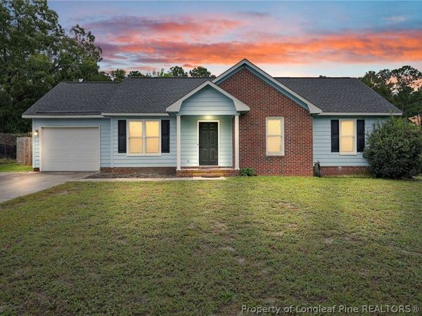 105 Berwick Drive , Raeford, NC 28376