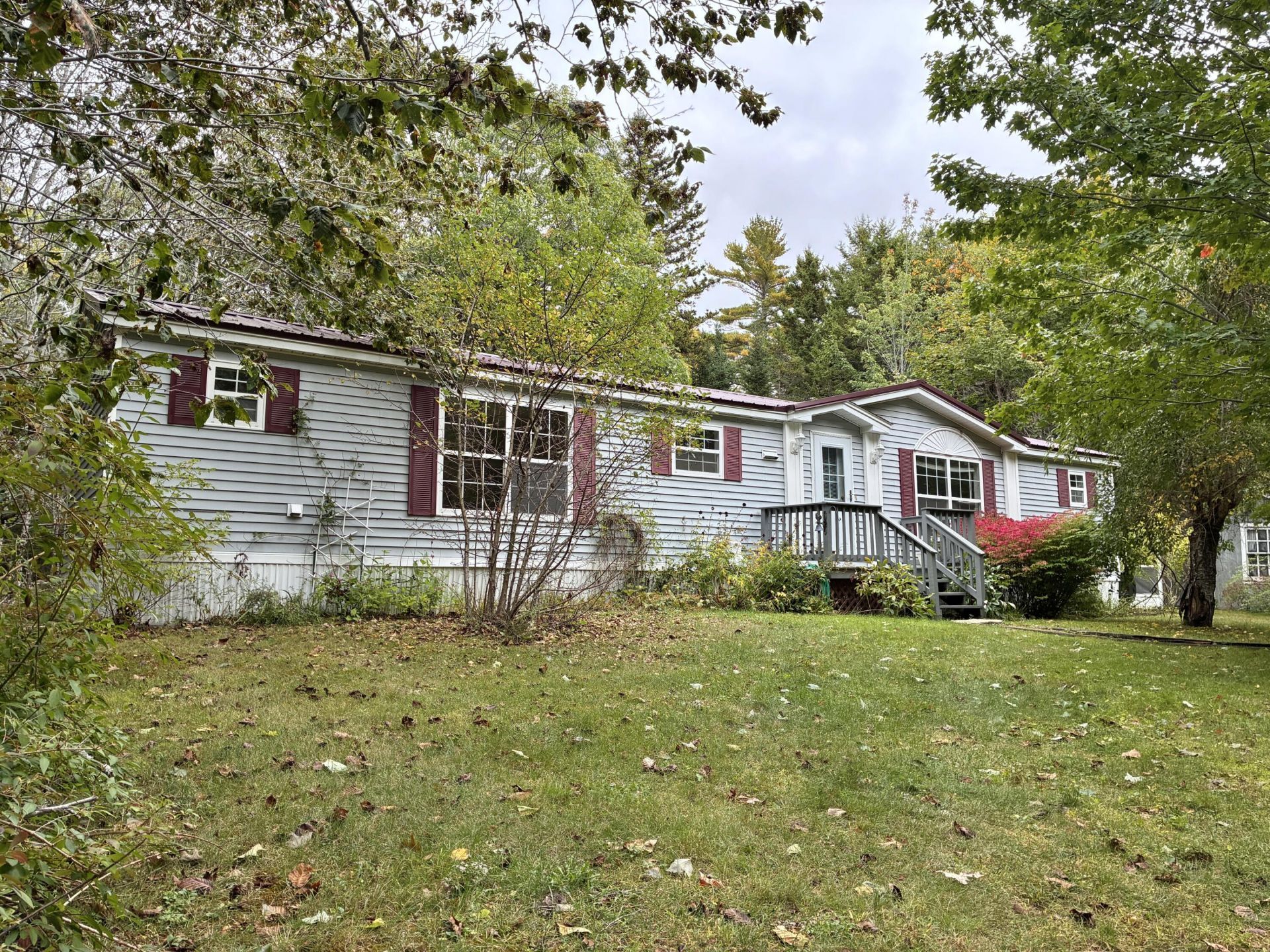 20 Clawfoot Lane, Sedgwick, ME 04673 Main Photo