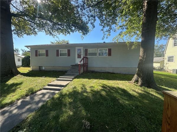 411 W Pine Street, Orrick, MO 64077