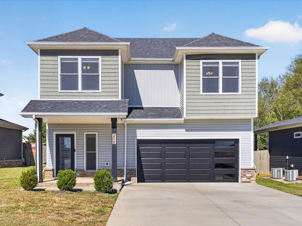 2517 Ashland City Road , Clarksville, TN 37043