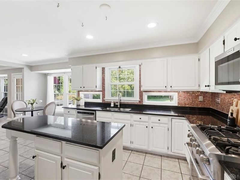 8218 Eagle Ridge Drive, West Chester, OH 45069 Photo 21