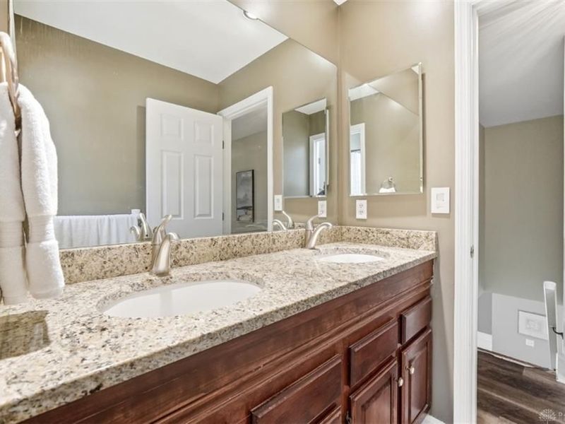 8218 Eagle Ridge Drive, West Chester, OH 45069 Photo 48