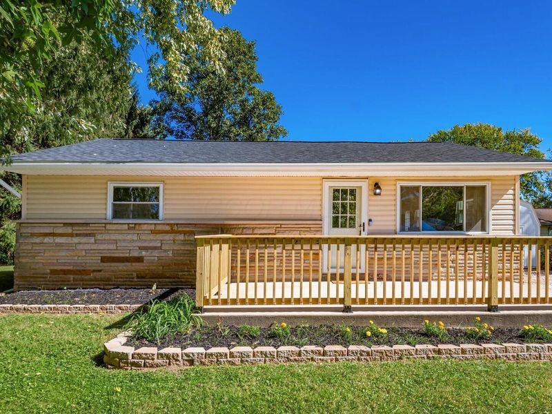 51 5th Avenue SW, Etna, OH 43062 Photo 3