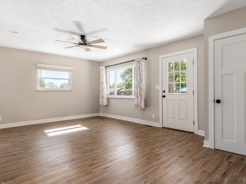 51 5th Avenue SW, Etna, OH 43062 Photo 9
