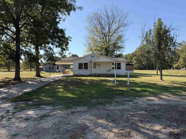 5205A Highway 35 , Benton, AR 72015