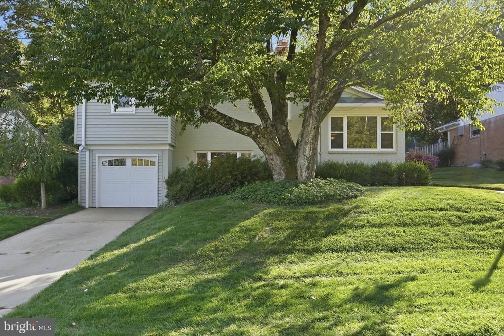 9107 BRIERLY ROAD, CHEVY CHASE, MD 20815