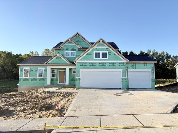8308 Kettle Oak Drive SE, Alto, MI 49302