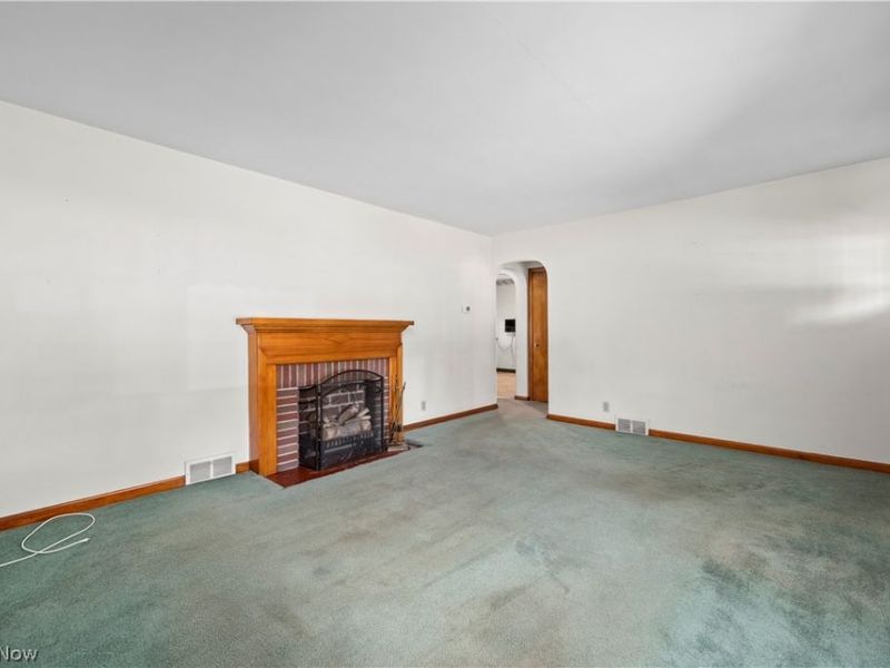 111 Yunker Court, Elyria, OH 44035 Photo 6
