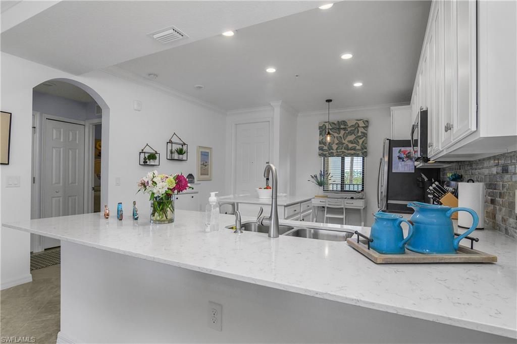9572 Trevi Ct , Unit 5034, Naples, FL 34113 Photo
