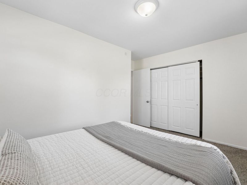664 Georgian Drive , Columbus, OH 43228 Photo 15