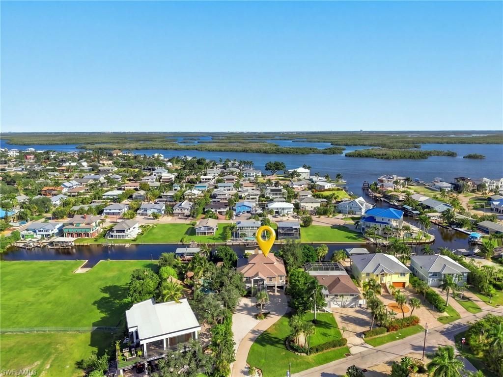 211 Sterling Ave , Fort Myers Beach, FL 33931 Photo