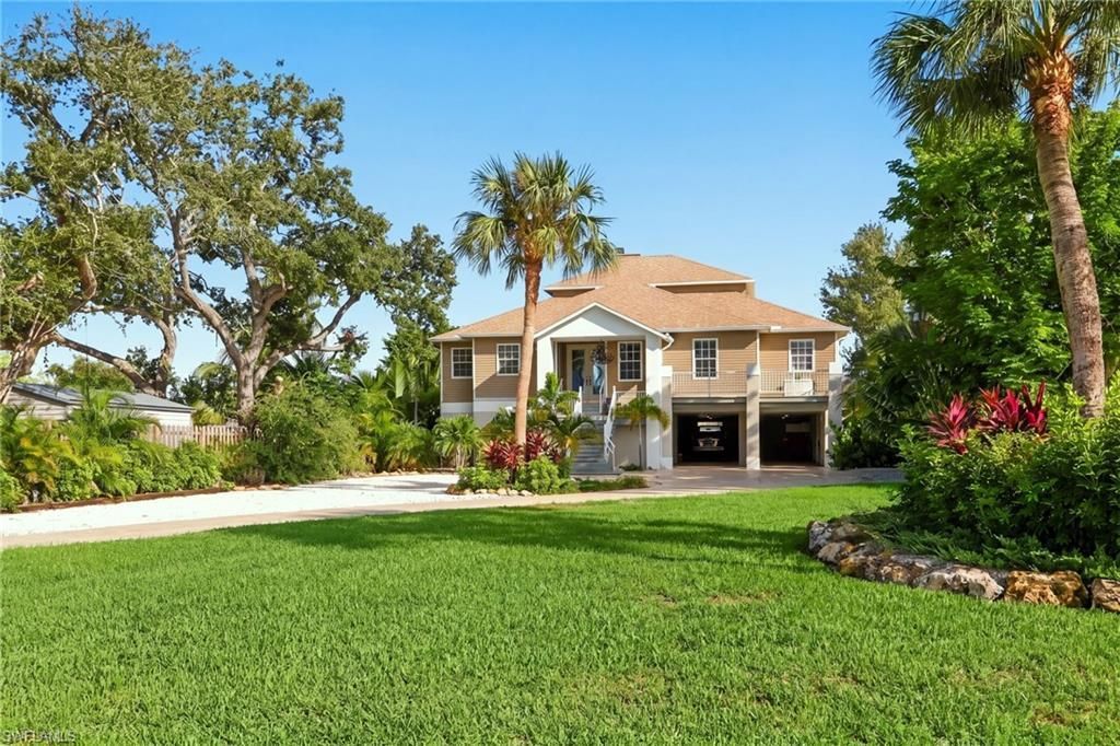 211 Sterling Ave , Fort Myers Beach, FL 33931 Photo