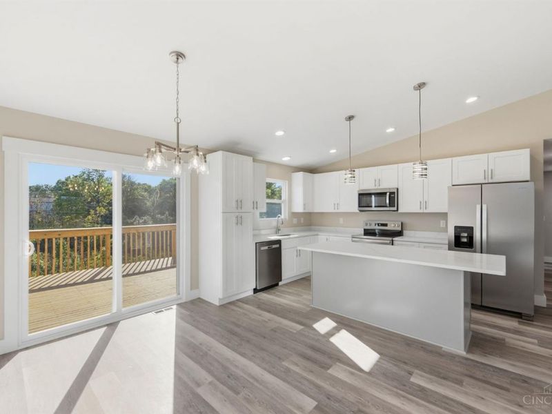 1099 Compton Road, Springfield Township, OH 45231 Photo 10