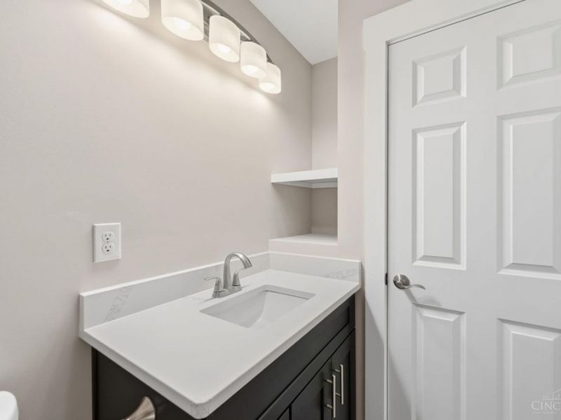 1099 Compton Road, Springfield Township, OH 45231 Photo 25