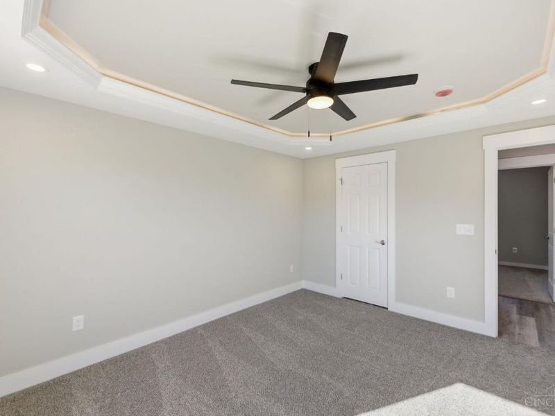 1099 Compton Road, Springfield Township, OH 45231 Photo 27