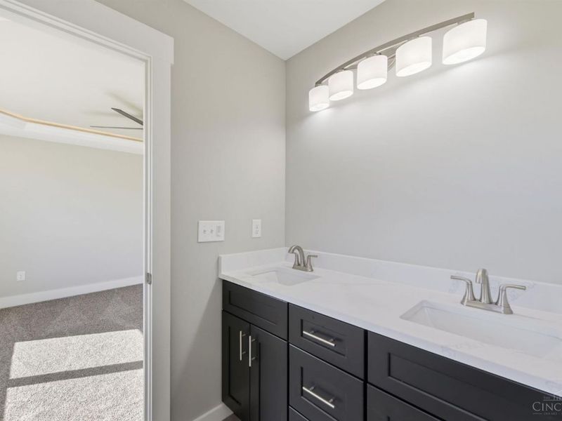 1099 Compton Road, Springfield Township, OH 45231 Photo 33