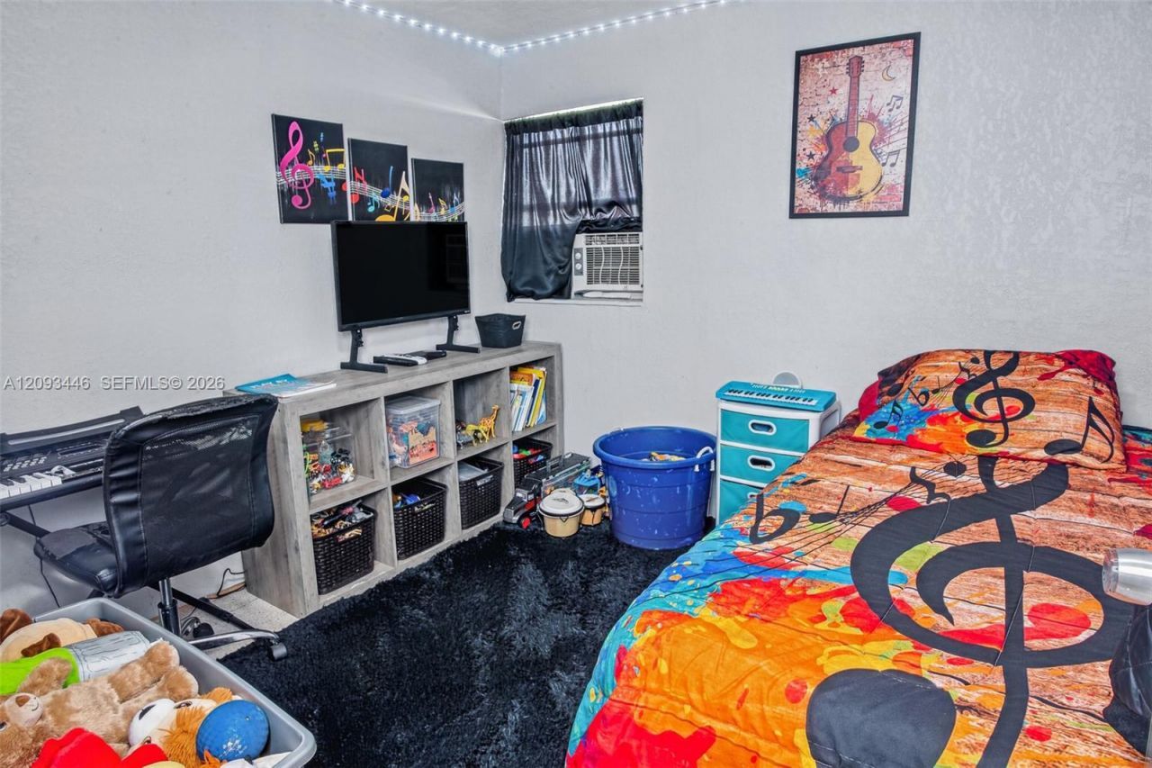6641 Fillmore St , Hollywood, FL 33024 Photo