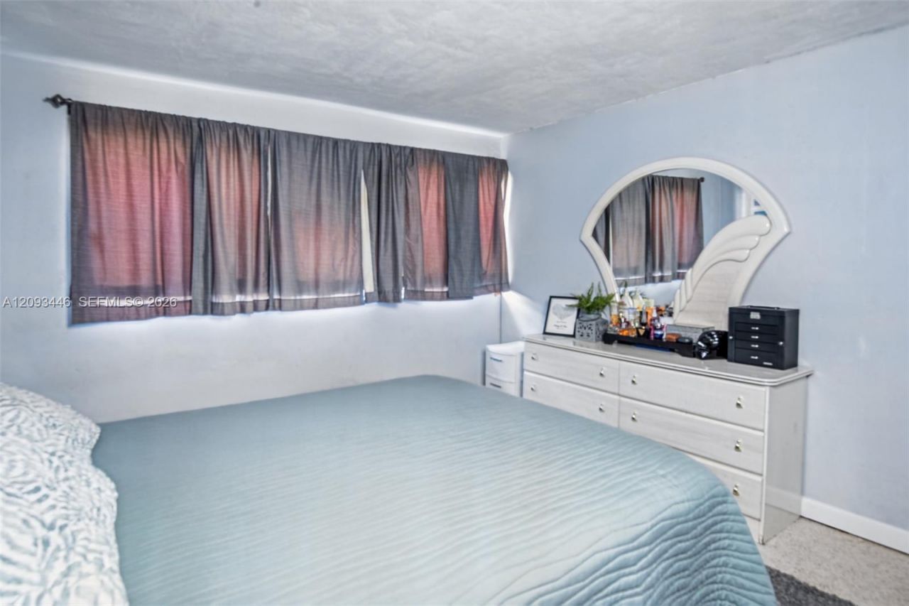 6641 Fillmore St , Hollywood, FL 33024 Photo