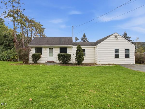 5052 New York 67, North Hoosick, NY 12090