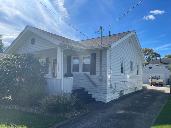 1234 Brown Street , Akron, OH 44301