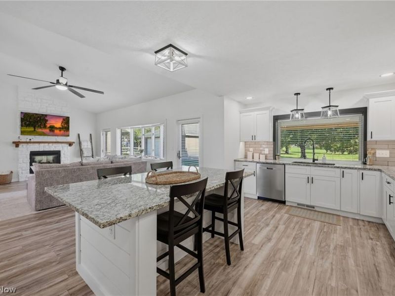 1055 Colonial Drive, Salem, OH 44460 Photo 18