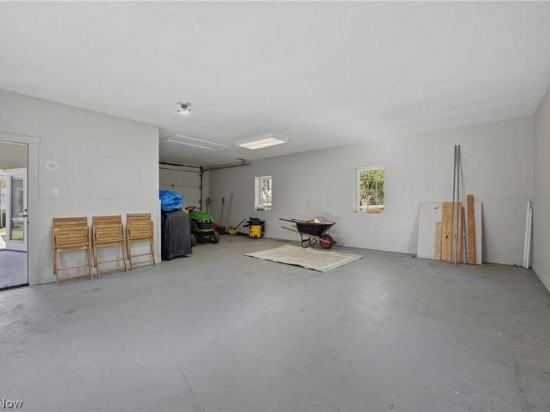 1055 Colonial Drive, Salem, OH 44460 Photo 34