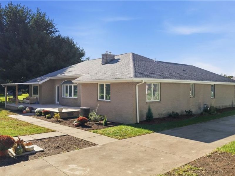 1055 Colonial Drive, Salem, OH 44460 Photo 6