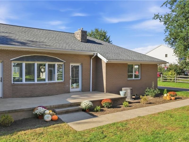 1055 Colonial Drive, Salem, OH 44460 Photo 7