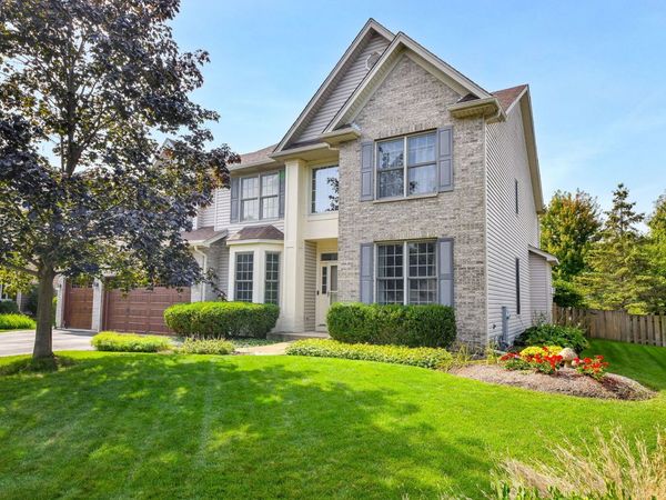 275 Stafney Drive , Batavia, IL 60510