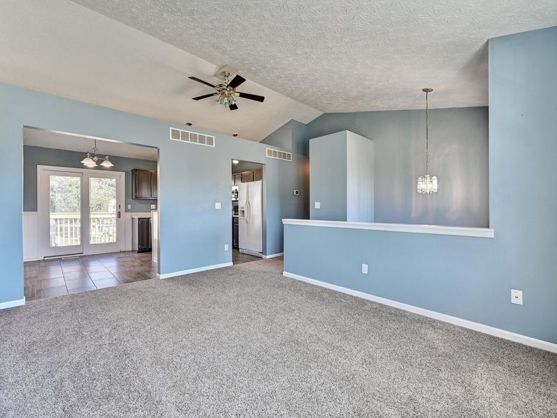 3700 Jonathan Drive, Hebron, KY 41048 Photo 5