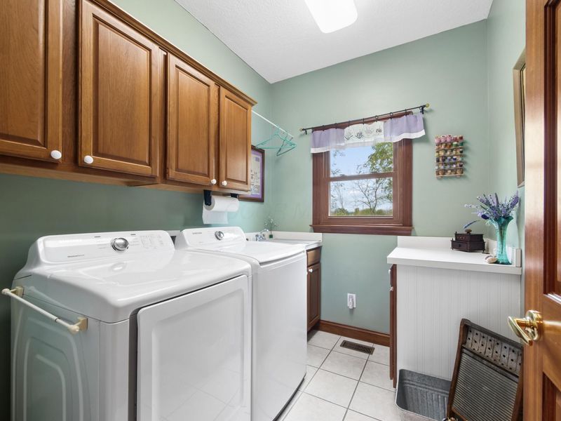 1982 Wilshire Lane NW, Lancaster, OH 43130 Photo 30