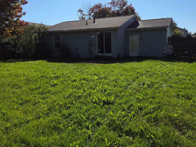 3172 El Greco Drive , Columbus, OH 43204 Photo 2