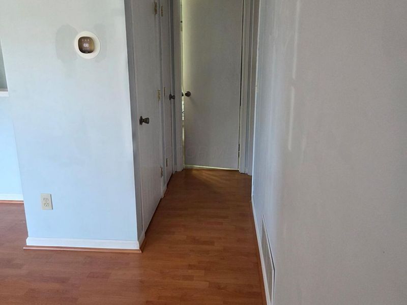 3172 El Greco Drive , Columbus, OH 43204 Photo 8