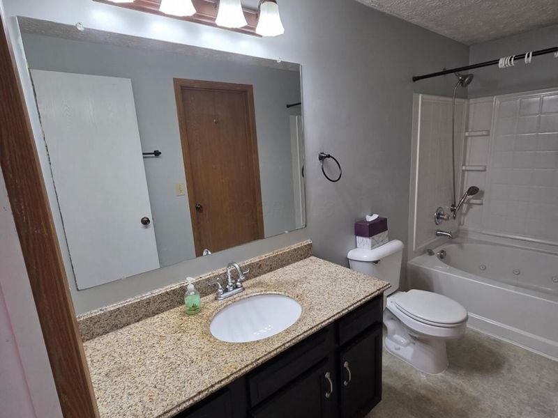 3172 El Greco Drive , Columbus, OH 43204 Photo 9