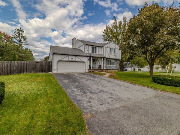 400 Helfer Lane , Minoa, NY 13116
