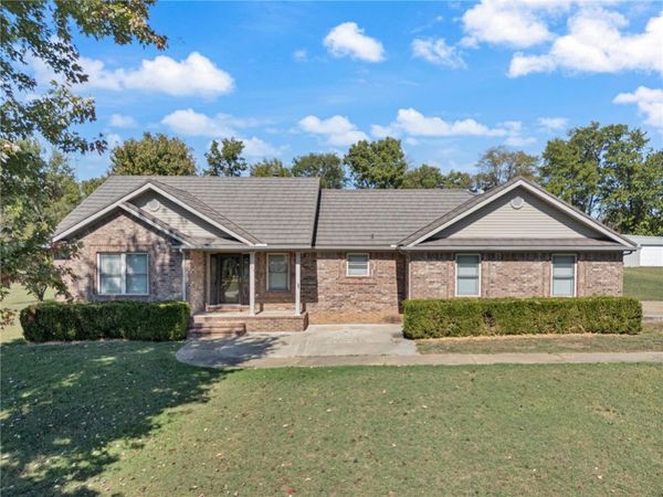 204 E Madison 7396 Road , Hindsville, AR 72738