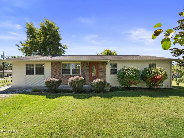 223 Sparta Drive, Crossville, TN 38555