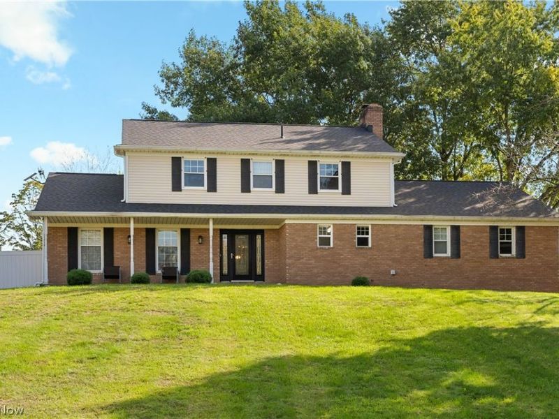 6945 Ponteberry Street NW, Canton, OH 44718 Photo 1