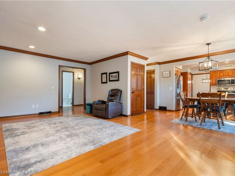 6945 Ponteberry Street NW, Canton, OH 44718 Photo 17