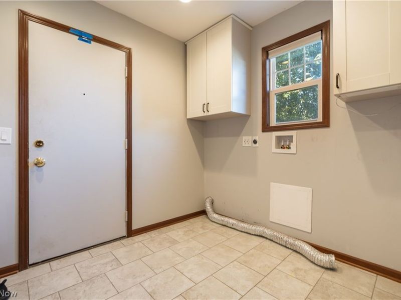 6945 Ponteberry Street NW, Canton, OH 44718 Photo 22