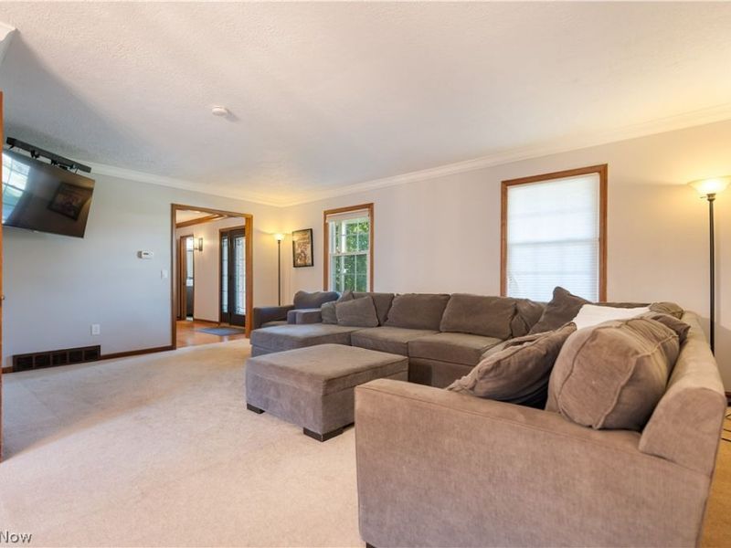 6945 Ponteberry Street NW, Canton, OH 44718 Photo 9