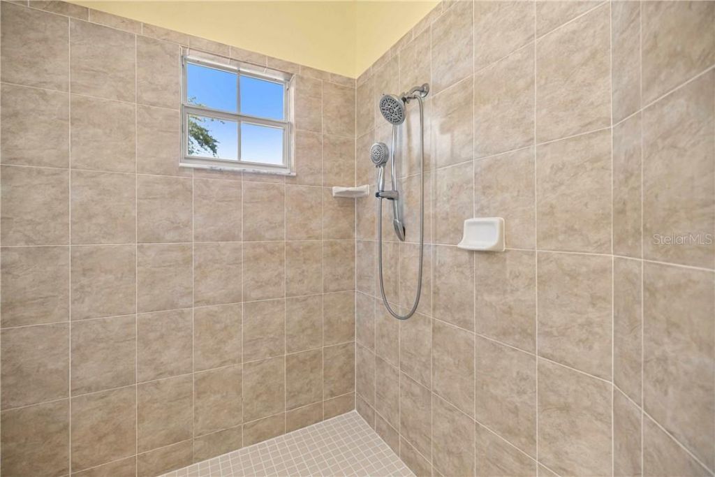 1861 N Eagle Chase Drive , Hernando, FL 34442 Photo