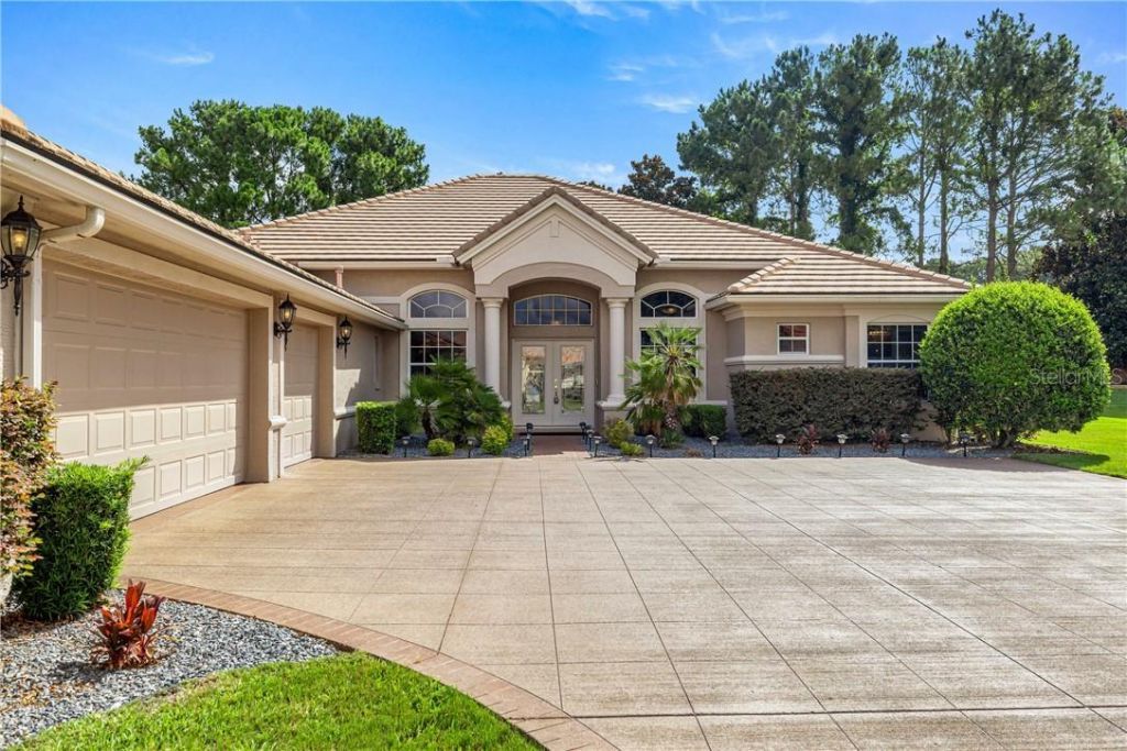 1861 N Eagle Chase Drive , Hernando, FL 34442 Photo