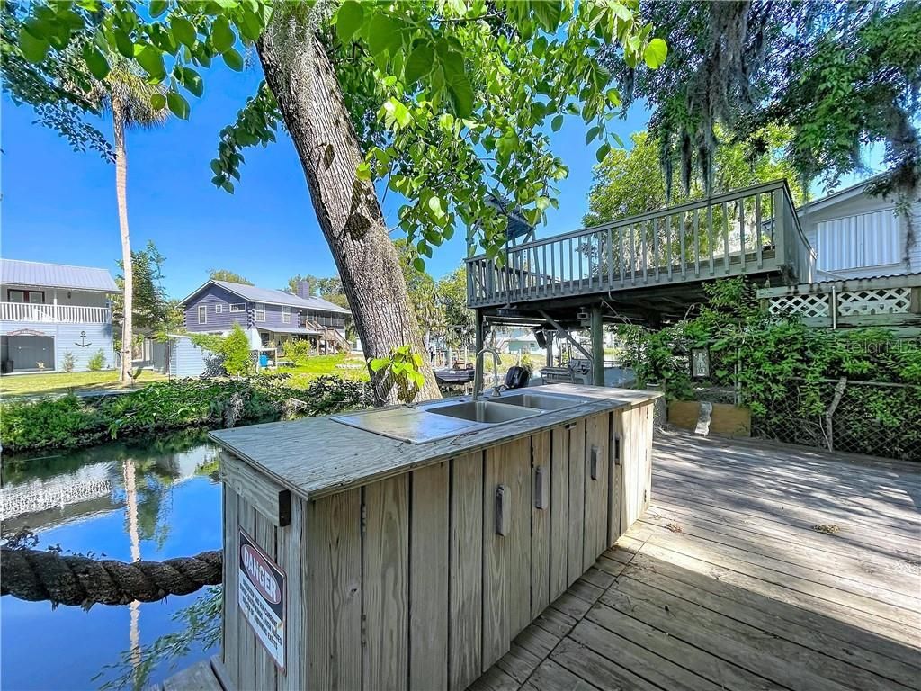 11590 N Kayak Point , Inglis, FL 34449 Photo