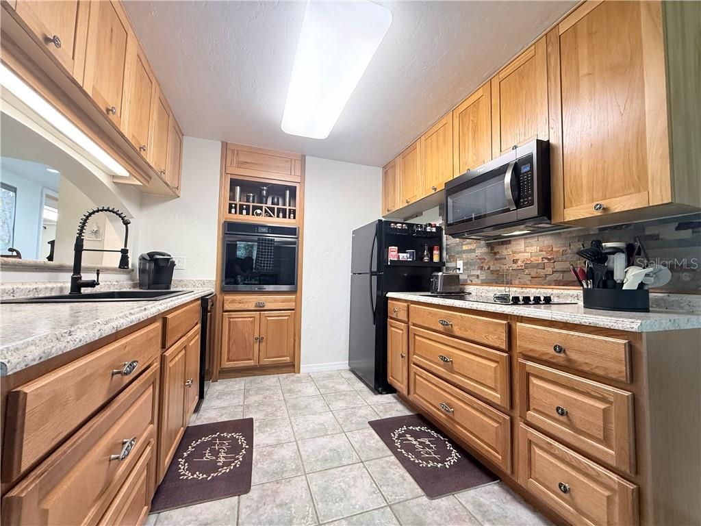 11590 N Kayak Point , Inglis, FL 34449 Photo