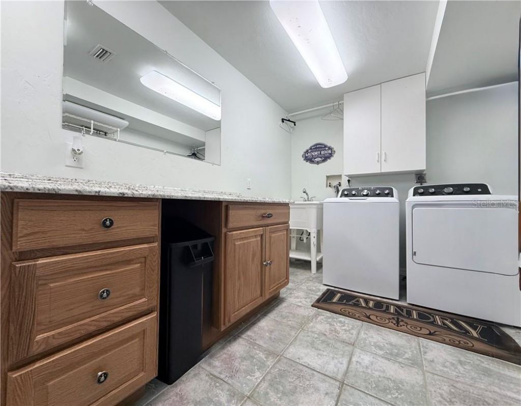 11590 N Kayak Point , Inglis, FL 34449 Photo
