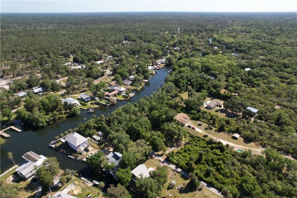 11590 N Kayak Point , Inglis, FL 34449 Photo