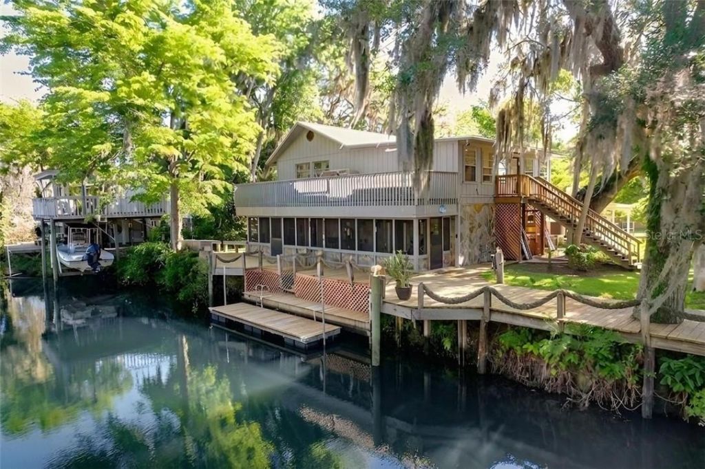 11590 N Kayak Point , Inglis, FL 34449 Photo